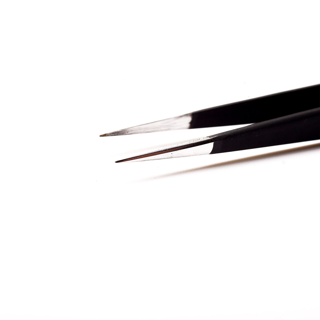 Straight Fine Point Tweezers - Beautiful Brows and Lashes 