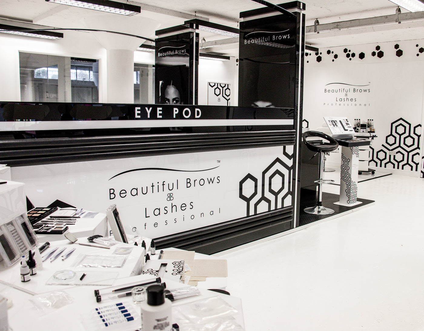 Classic Semi Permanent Eyelash Course - Liverpool HQ